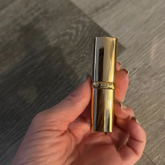 NEW | L’oréal Les Rouges Successful Red - Picture 5 of 6